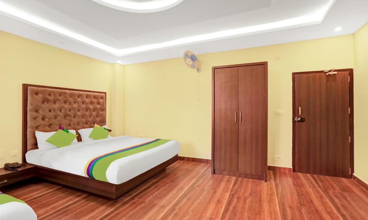 Treebo Doha King Hotel Madikeri Exterior photo