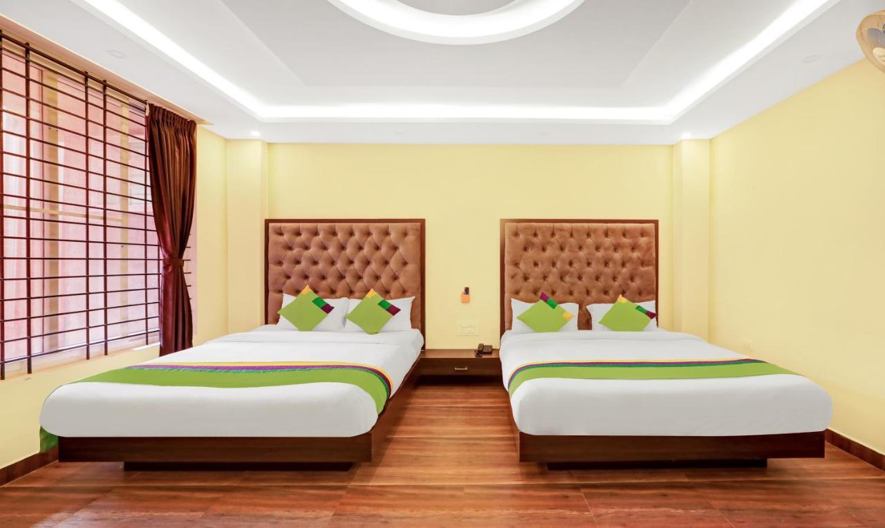 Treebo Doha King Hotel Madikeri Exterior photo