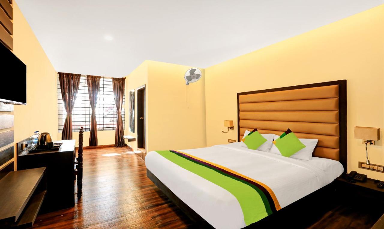 Treebo Doha King Hotel Madikeri Exterior photo
