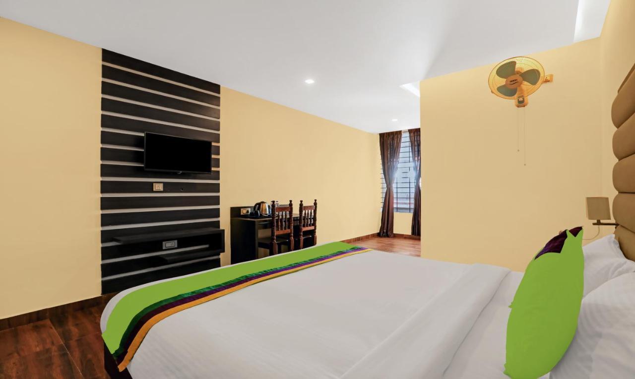 Treebo Doha King Hotel Madikeri Exterior photo